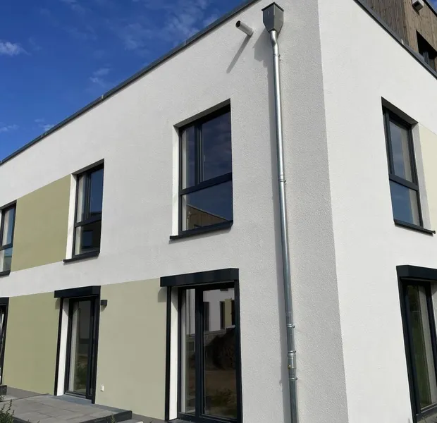 Neubau - Familienfreundlich wohnen Mahlsdorf - 4-Zimmer Wohnung mit Terrasse — photo 1